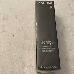 Brand new, wrapped up Lancôme “Advanced Génifique” youth activating concentrate.